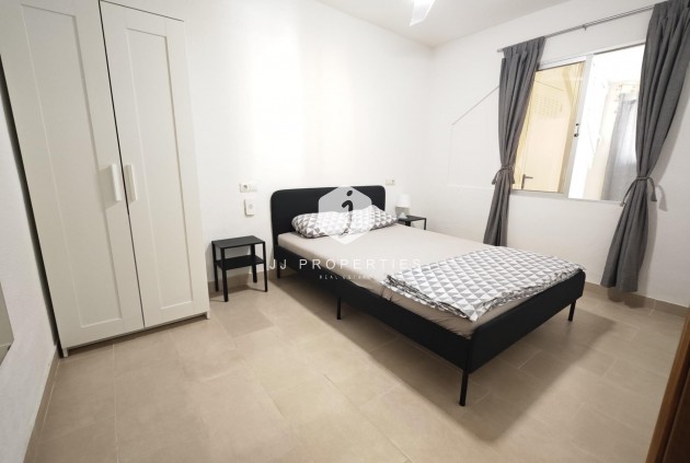 D'occasion - Bungalow -
Torrevieja - Playa del Cura