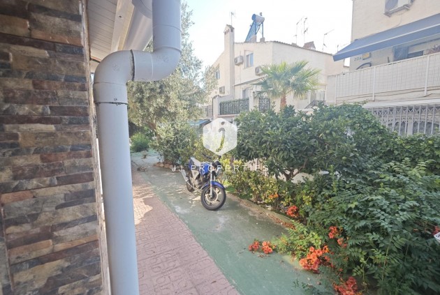 D'occasion - Bungalow -
Torrevieja - Playa del Cura