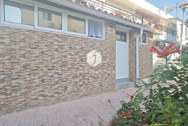 D'occasion - Bungalow -
Torrevieja - Playa del Cura