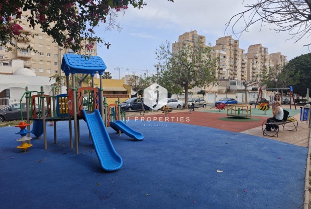 D'occasion - Bungalow -
Torrevieja - Playa del Cura