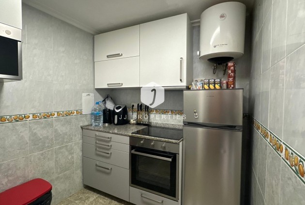 D'occasion - Appartement -
Torrevieja - Estacion de autobuses