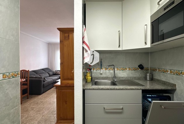 D'occasion - Appartement -
Torrevieja - Estacion de autobuses