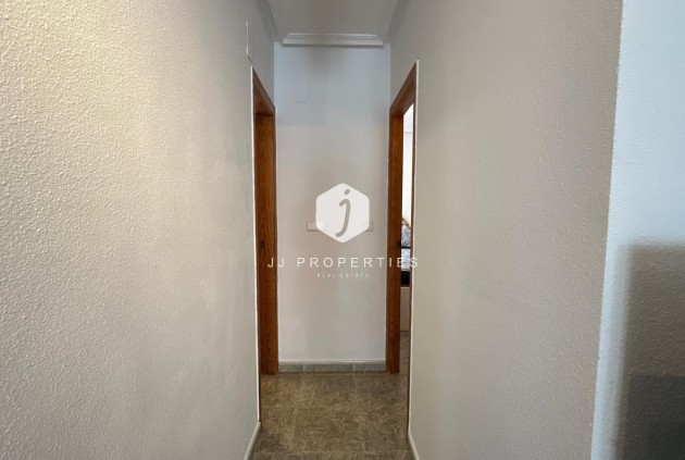 D'occasion - Appartement -
Torrevieja - Estacion de autobuses