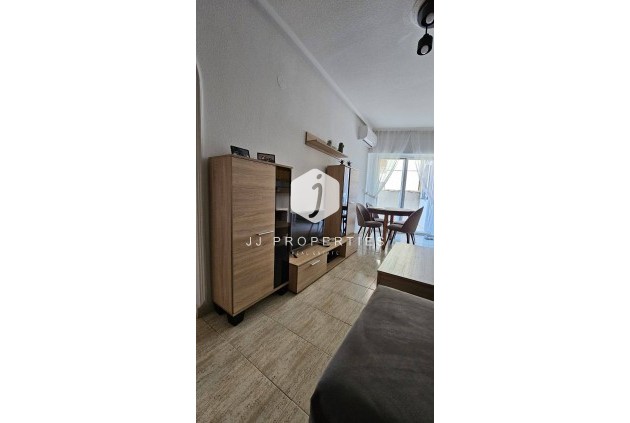 Aus zweiter Hand - Penthouse -
Torrevieja - Acequion