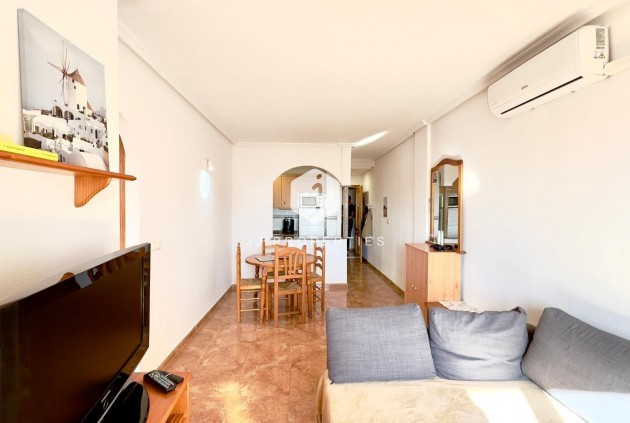 Z drugiej ręki - Mieszkanie w bloku -
Torrevieja - Centro