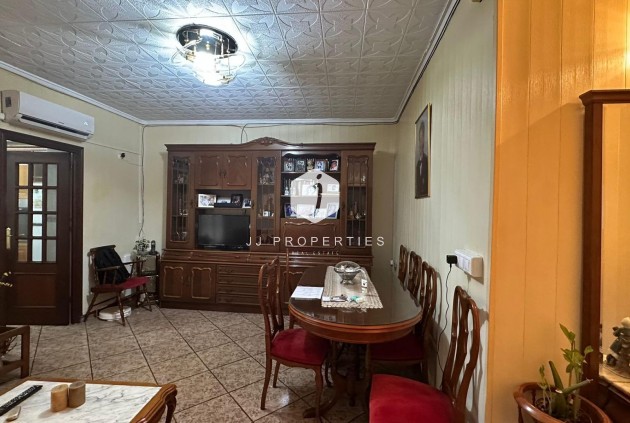 D'occasion - Appartement -
Torrevieja - Estacion de autobuses