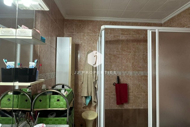 D'occasion - Appartement -
Torrevieja - Estacion de autobuses