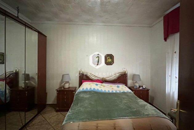 D'occasion - Appartement -
Torrevieja - Estacion de autobuses