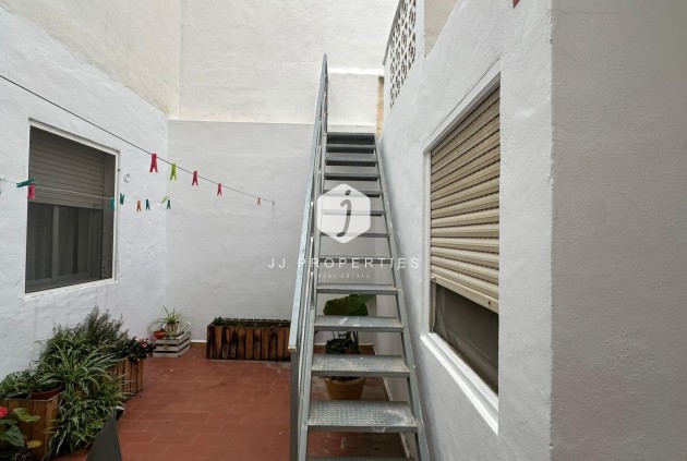 D'occasion - Appartement -
Torrevieja - Estacion de autobuses