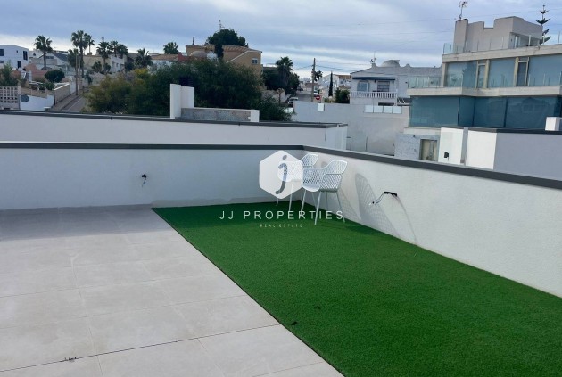 Tweedehands - Villa -
San Miguel de Salinas - Urbanizacion Blue Lagoon