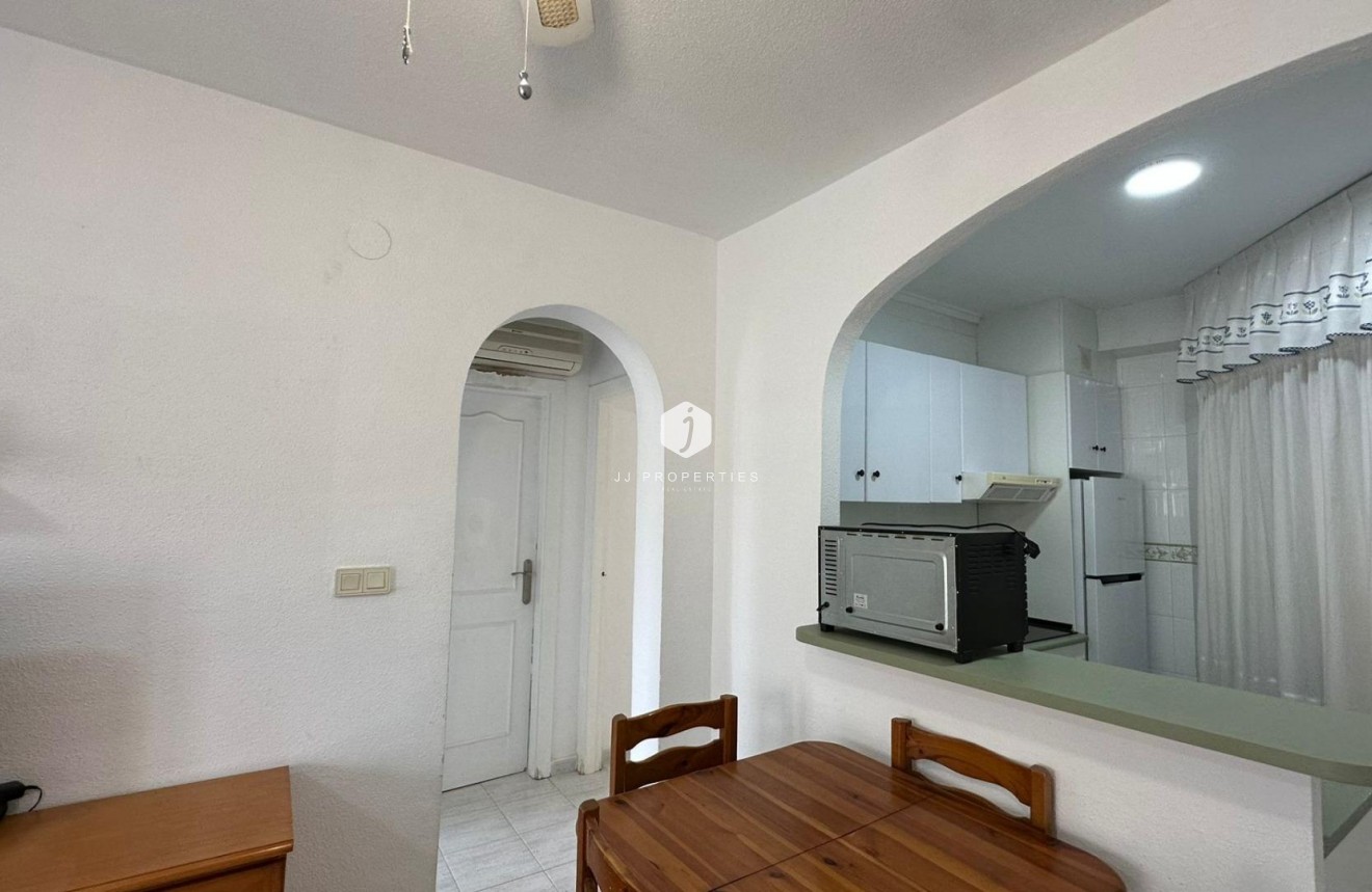 Resale - Bungalow -
Orihuela Costa - Los Almendros-la Florida