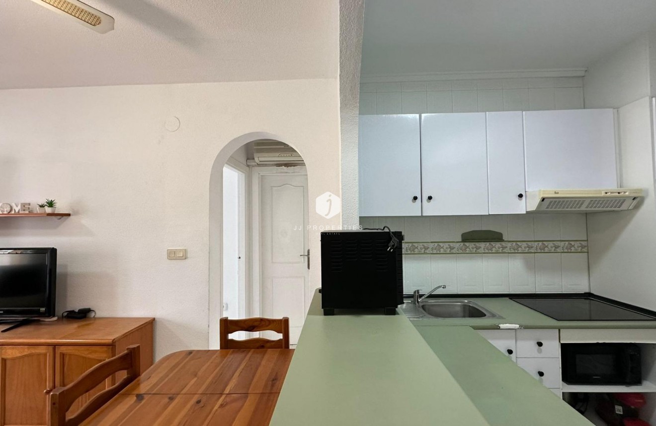 Resale - Bungalow -
Orihuela Costa - Los Almendros-la Florida