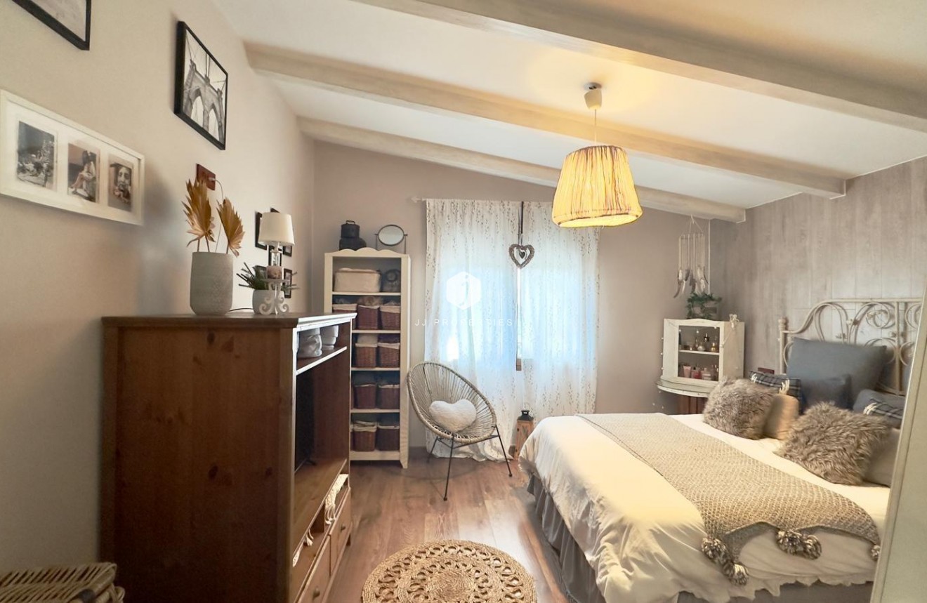 Z drugiej ręki - Villa -
Torrevieja - Torreblanca