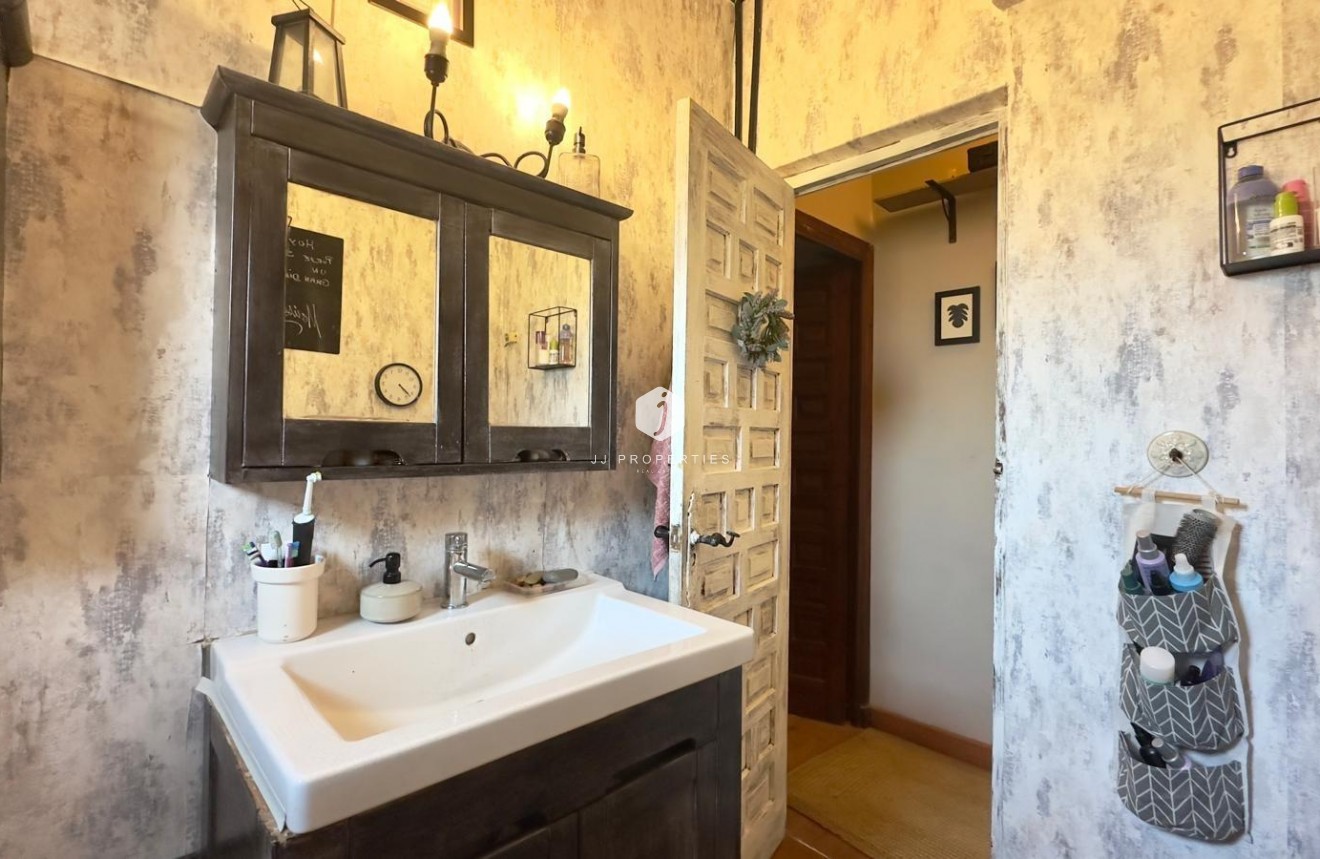 Z drugiej ręki - Villa -
Torrevieja - Torreblanca