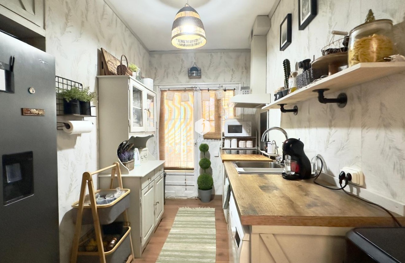 Z drugiej ręki - Villa -
Torrevieja - Torreblanca