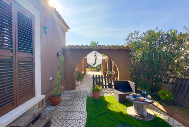 Z drugiej ręki - Villa -
Torrevieja - Torreblanca