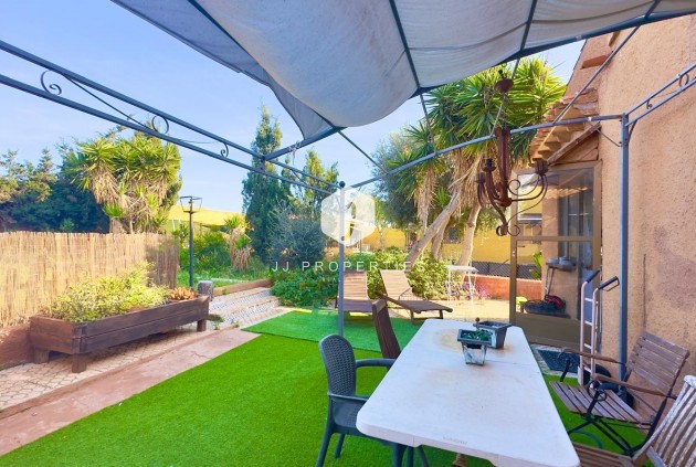 Z drugiej ręki - Villa -
Torrevieja - Torreblanca