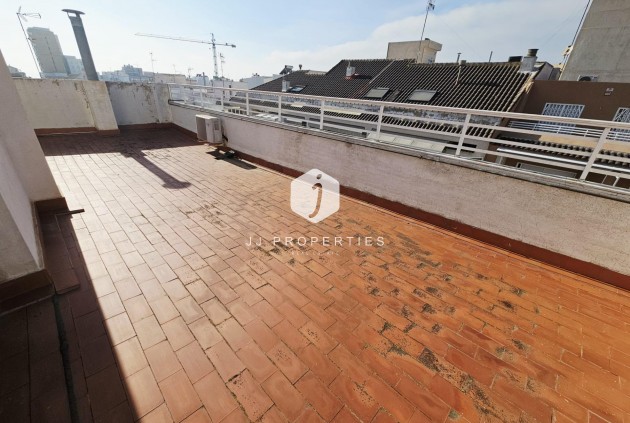 D'occasion - Appartement -
Torrevieja - Estacion de autobuses