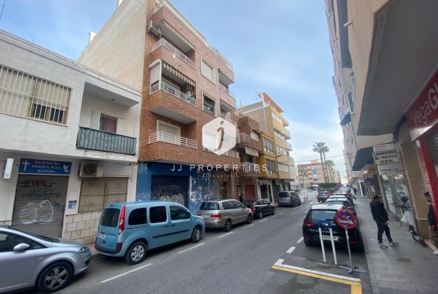 D'occasion - Appartement -
Torrevieja - Estacion de autobuses