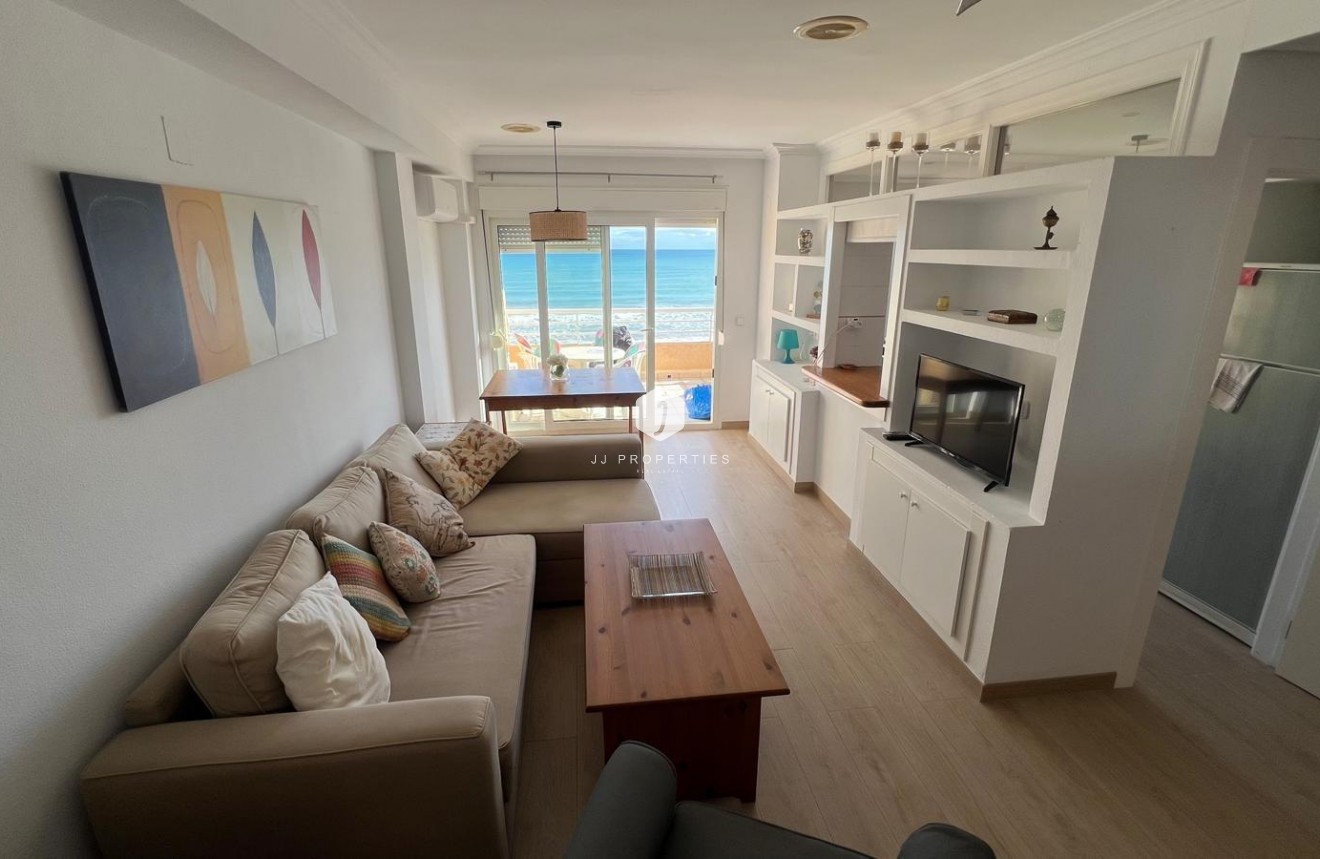 Resale - Penthouse -
Torrevieja - La Mata Pueblo