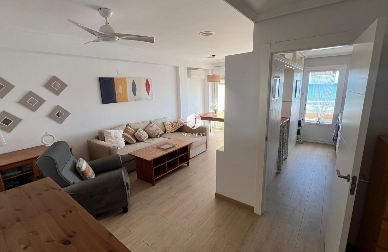 Resale - Penthouse -
Torrevieja - La Mata Pueblo