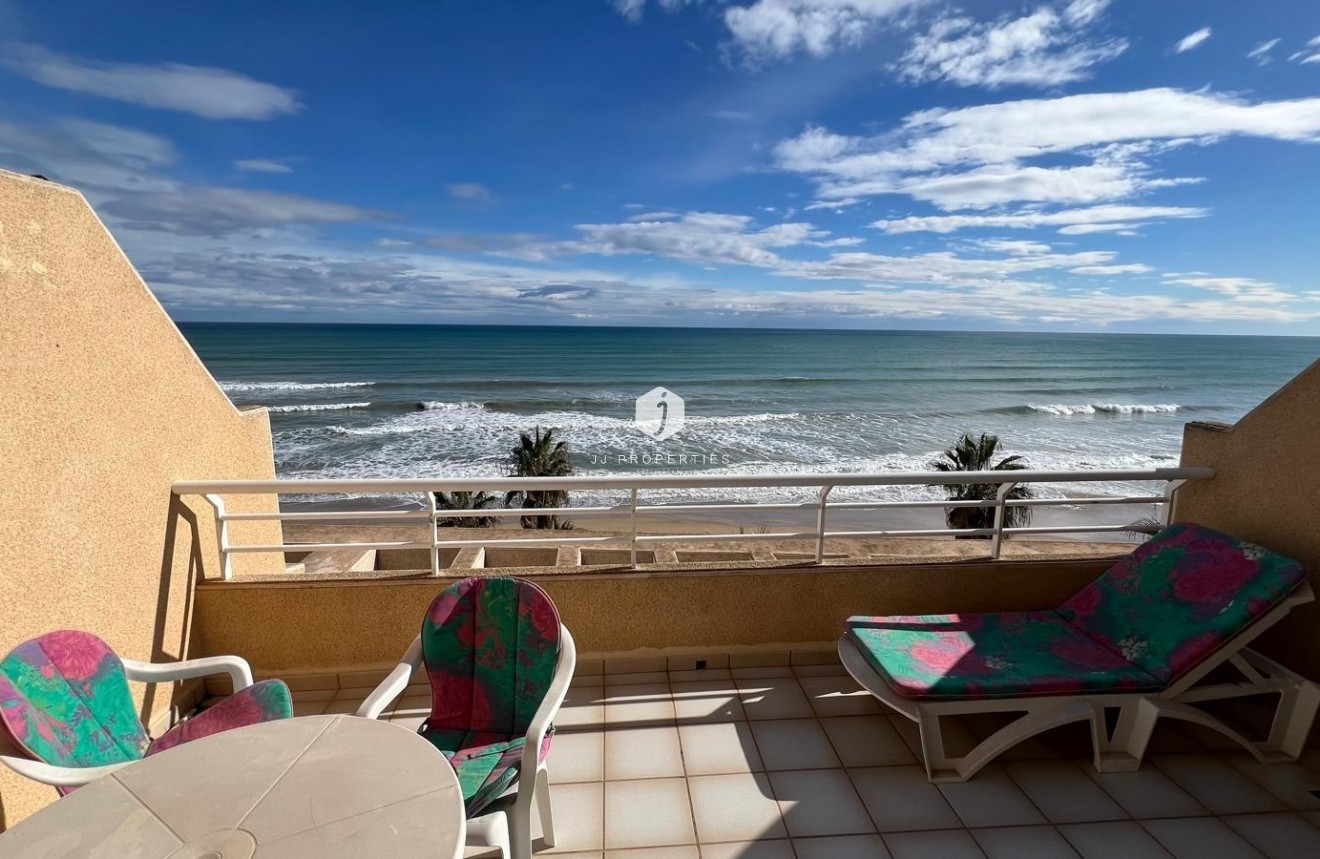 Resale - Penthouse -
Torrevieja - La Mata Pueblo