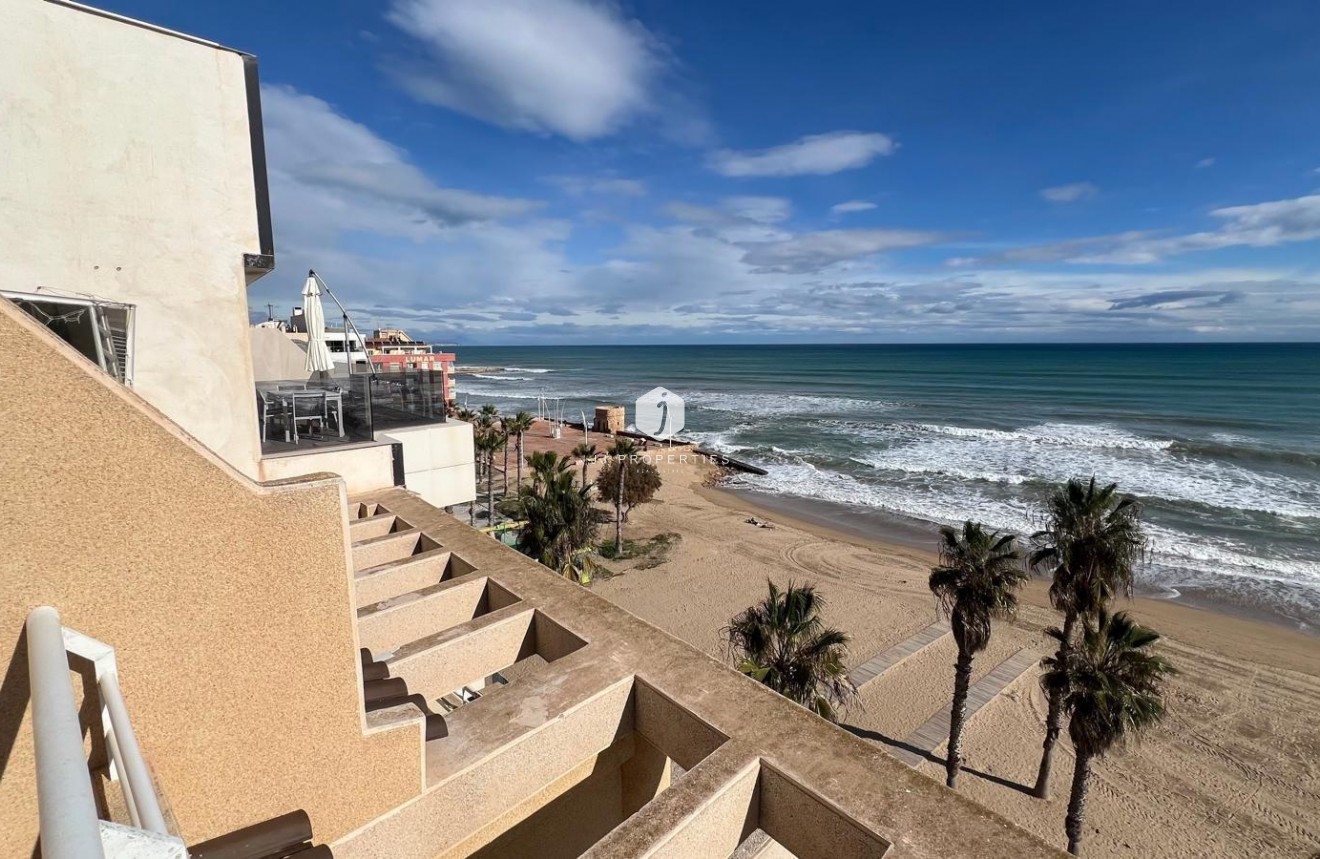 Resale - Penthouse -
Torrevieja - La Mata Pueblo