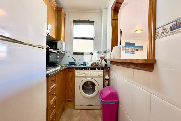 Aus zweiter Hand - Penthouse -
Torrevieja - PARQUE DE LAS NACIONES