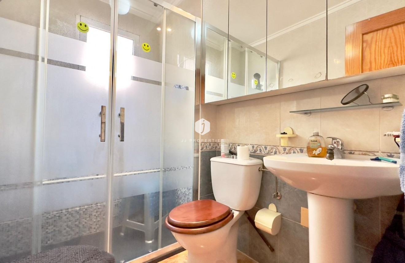 Aus zweiter Hand - Penthouse -
Torrevieja - PARQUE DE LAS NACIONES