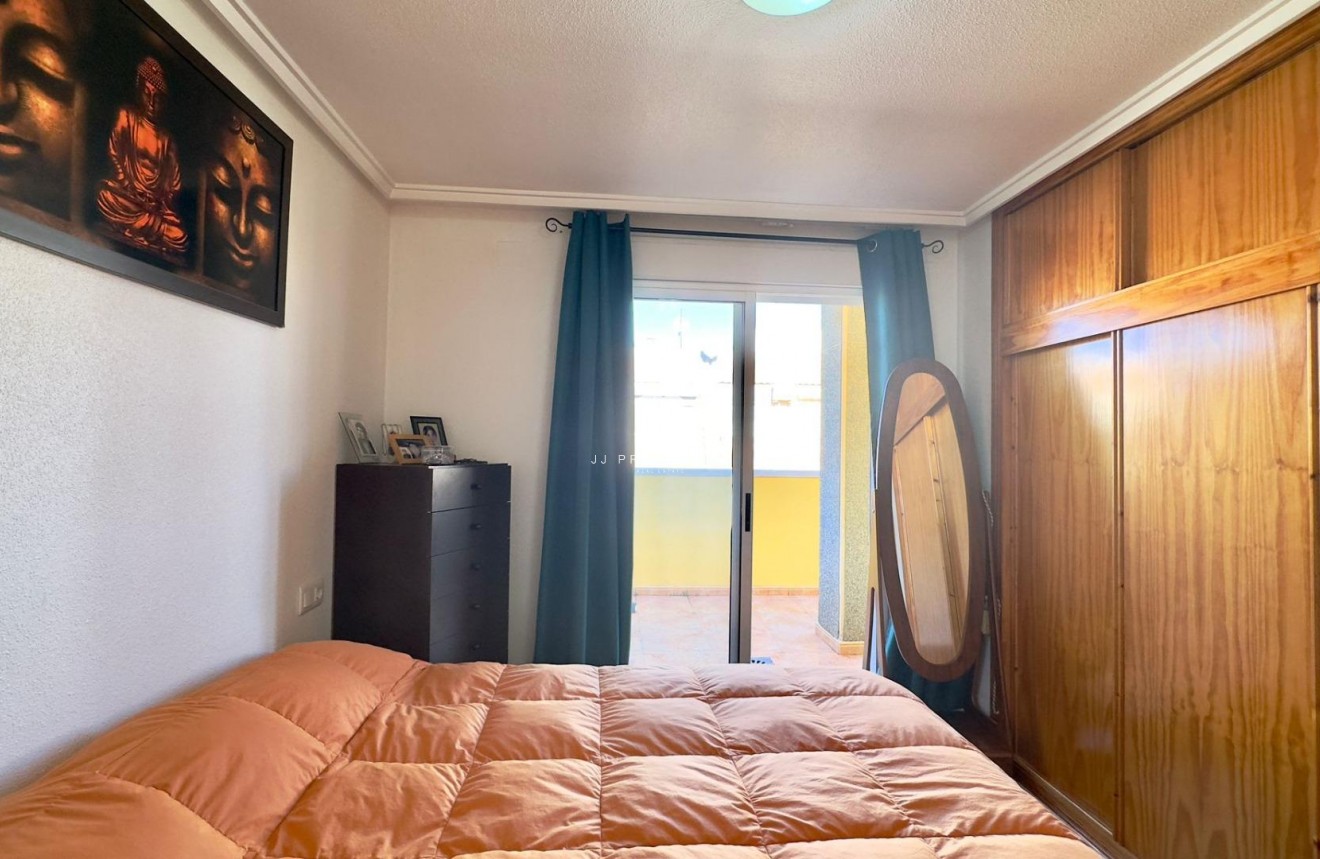 Aus zweiter Hand - Penthouse -
Torrevieja - PARQUE DE LAS NACIONES