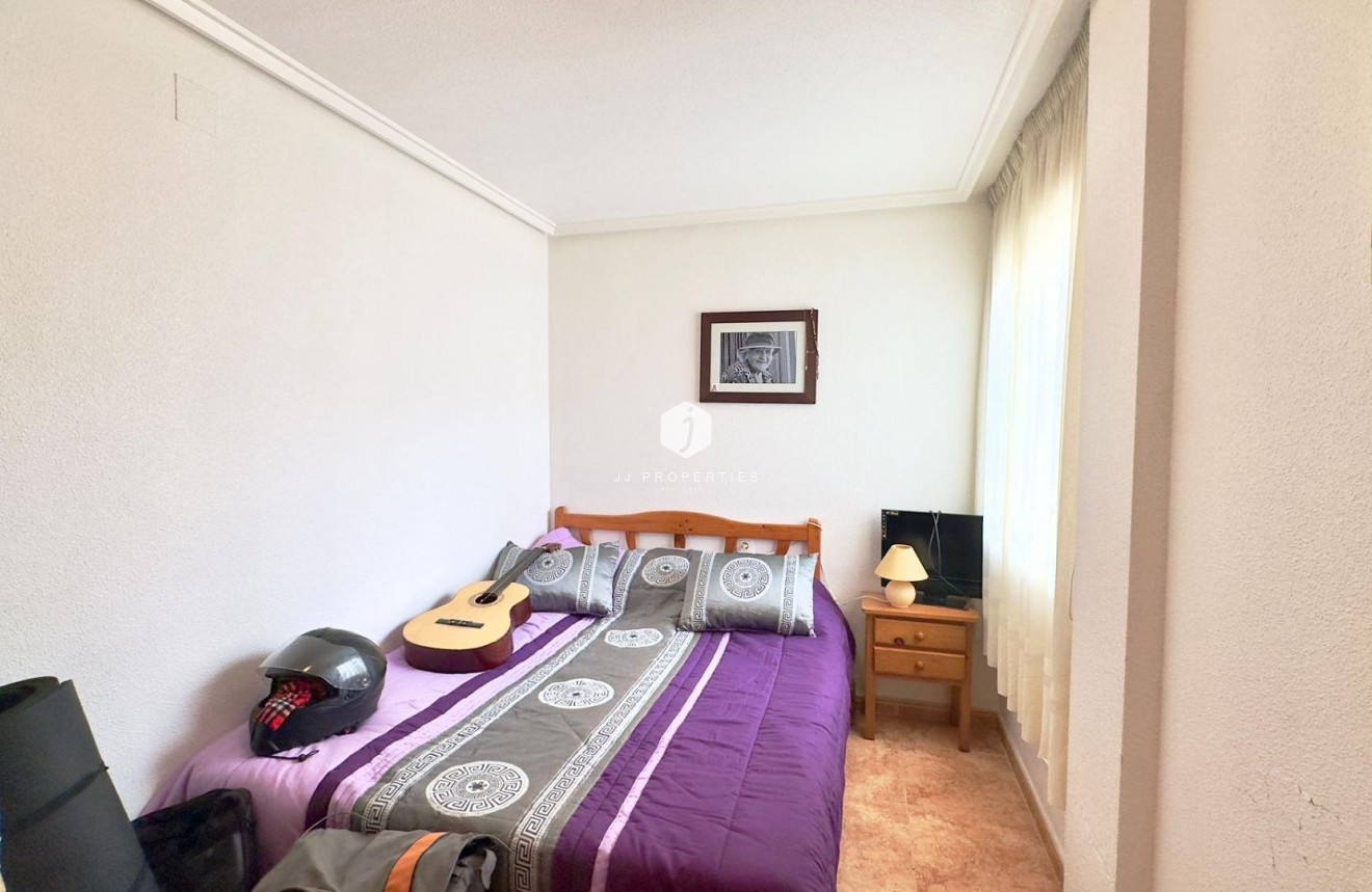 Aus zweiter Hand - Penthouse -
Torrevieja - PARQUE DE LAS NACIONES