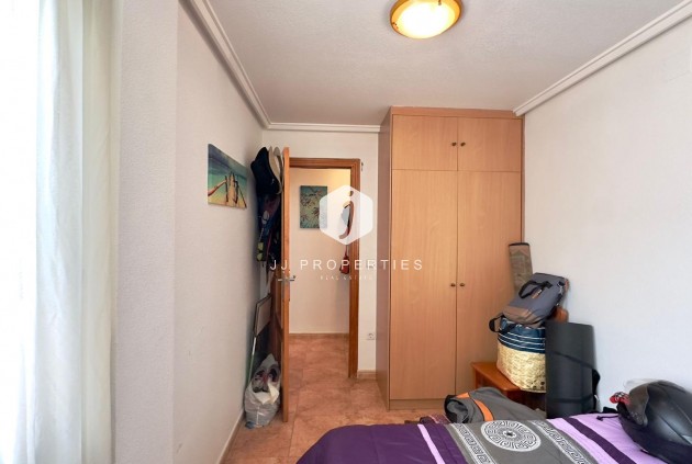 Aus zweiter Hand - Penthouse -
Torrevieja - PARQUE DE LAS NACIONES