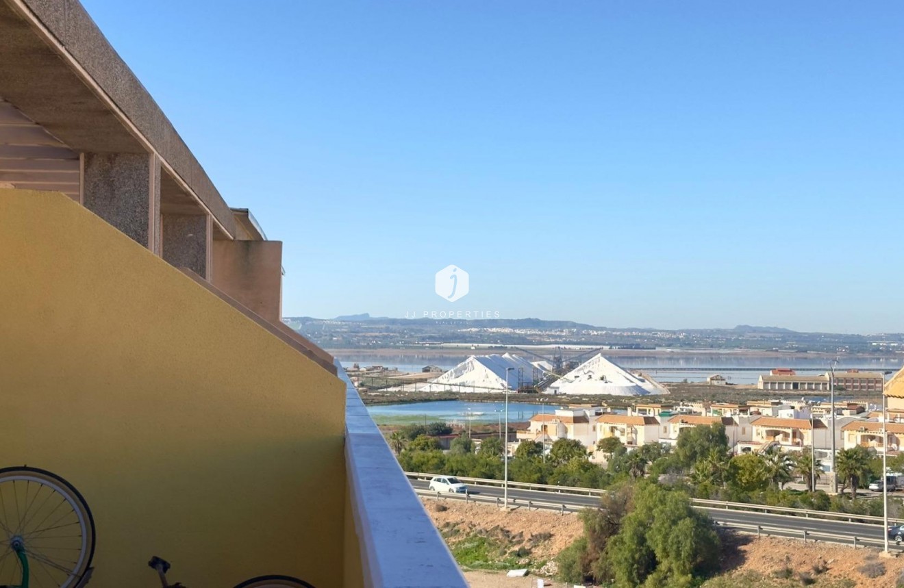 Aus zweiter Hand - Penthouse -
Torrevieja - PARQUE DE LAS NACIONES