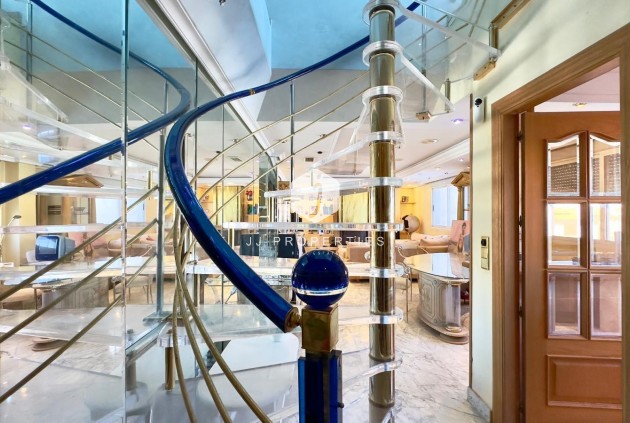 Z drugiej ręki - Daszek -
Torrevieja - Centro