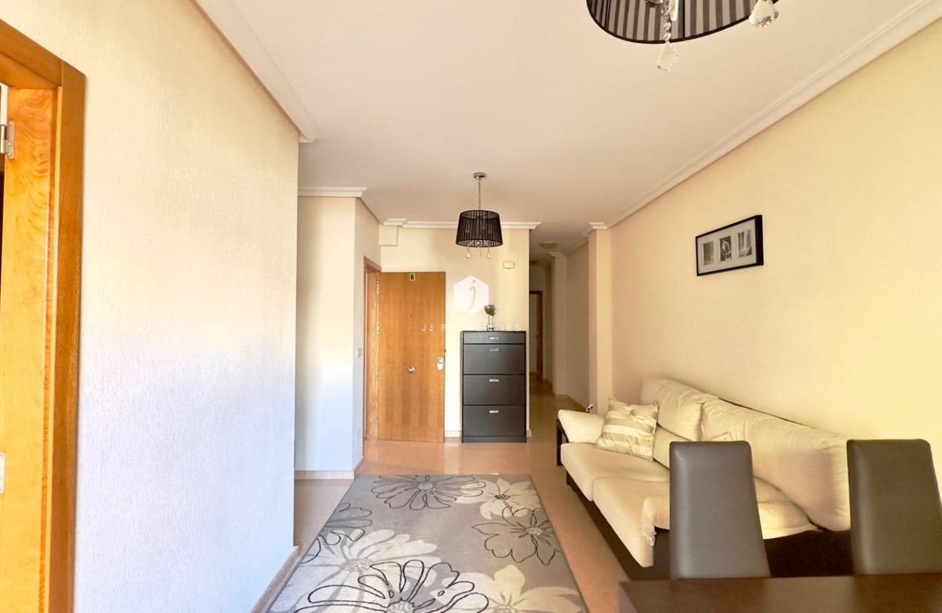 Tweedehands - Appartement / flat -
Torrevieja