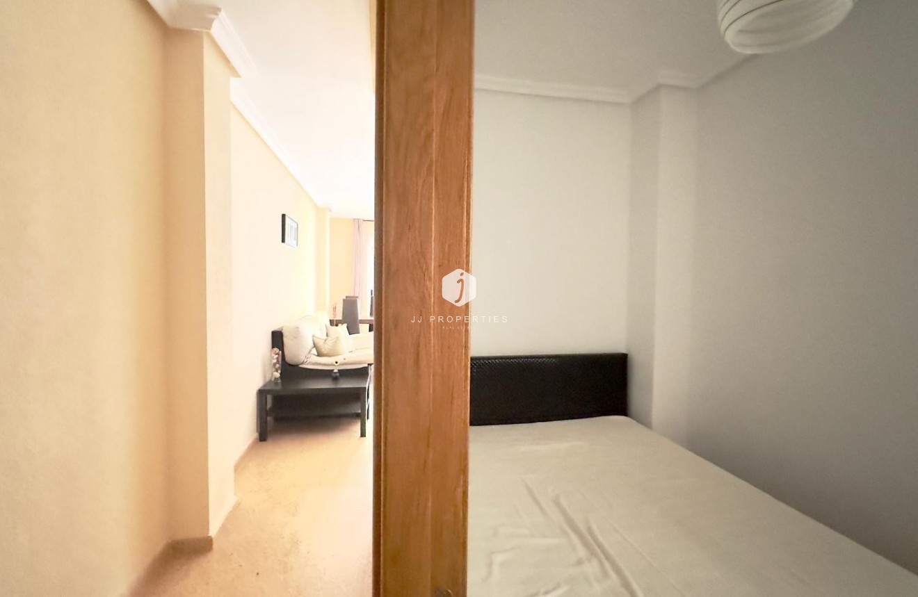 Tweedehands - Appartement / flat -
Torrevieja