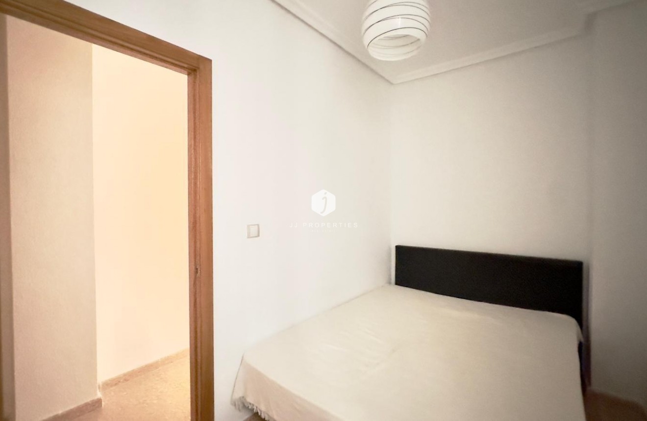 Tweedehands - Appartement / flat -
Torrevieja