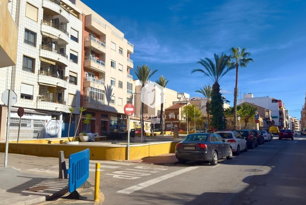Tweedehands - Appartement / flat -
Torrevieja