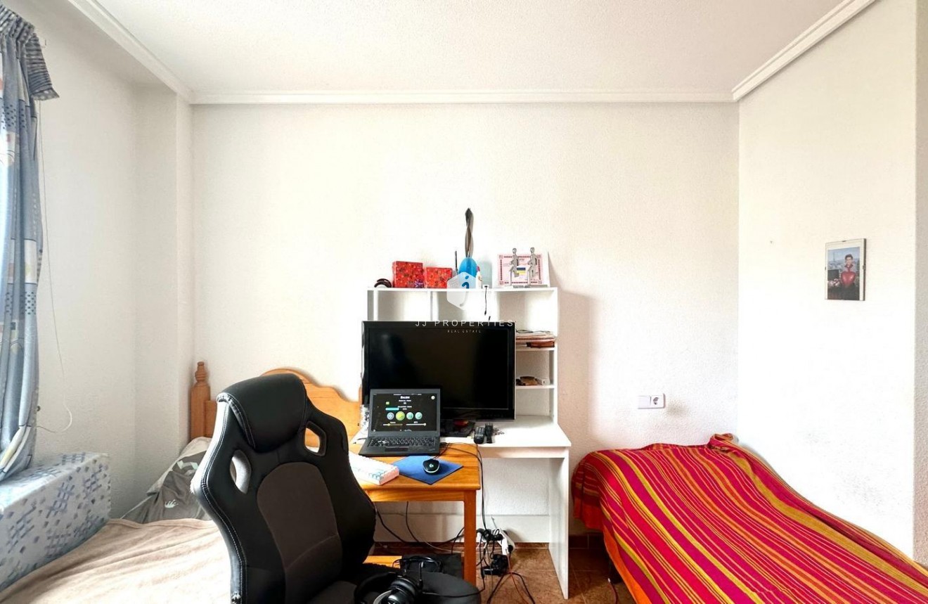 Aus zweiter Hand - Wohnung -
Torrevieja