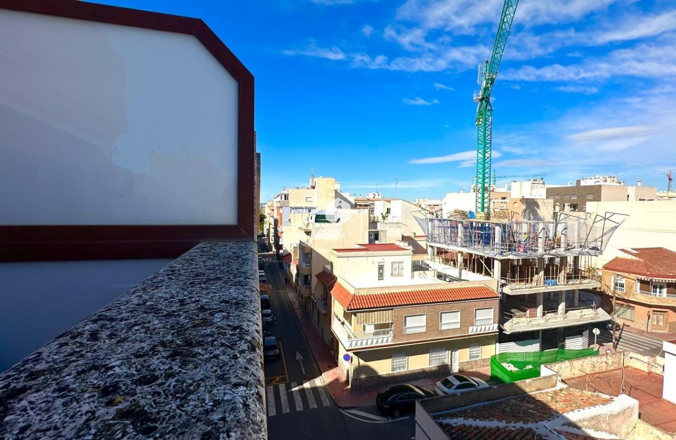 Resale - Penthouse -
Torrevieja