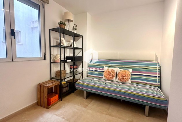 Resale - Apartment / flat -
Torrevieja - La Mata