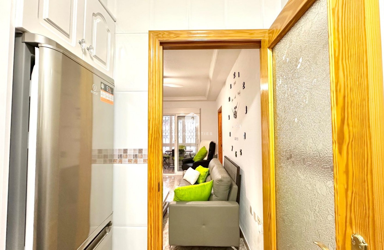 Tweedehands - Appartement / flat -
Torrevieja - Centro