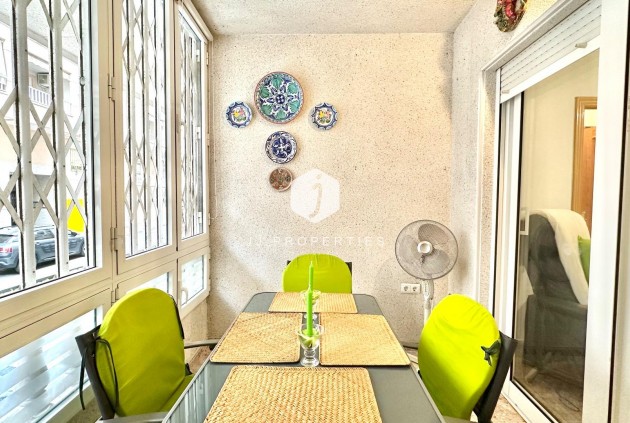 Tweedehands - Appartement / flat -
Torrevieja - Centro