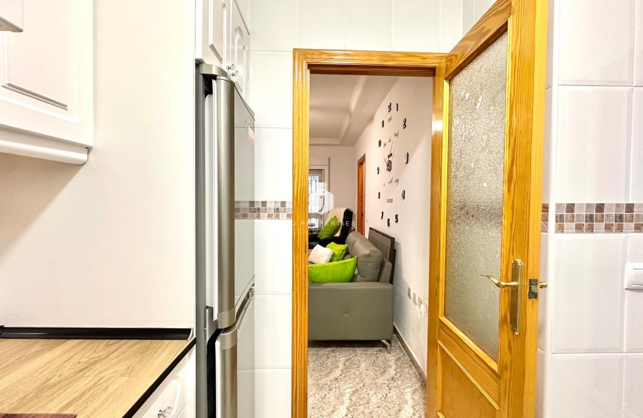 Tweedehands - Appartement / flat -
Torrevieja - Centro