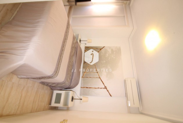 Aus zweiter Hand - Wohnung -
Torrevieja - Centro