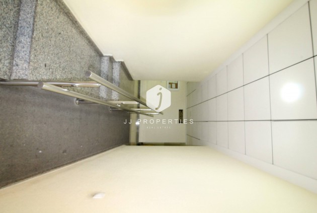 Aus zweiter Hand - Wohnung -
Torrevieja - Centro