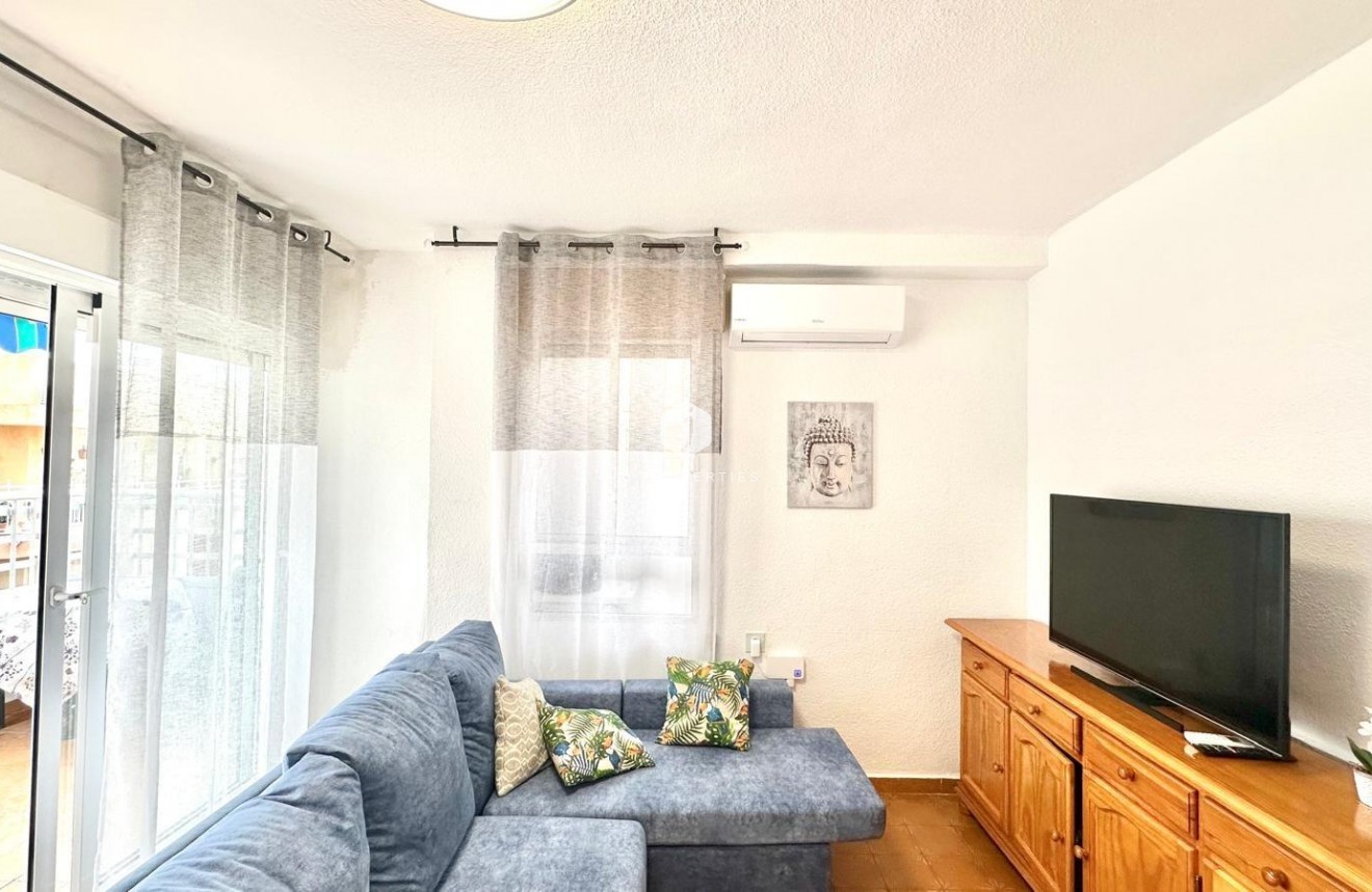 Segunda mano - Ático -
Torrevieja - Centro