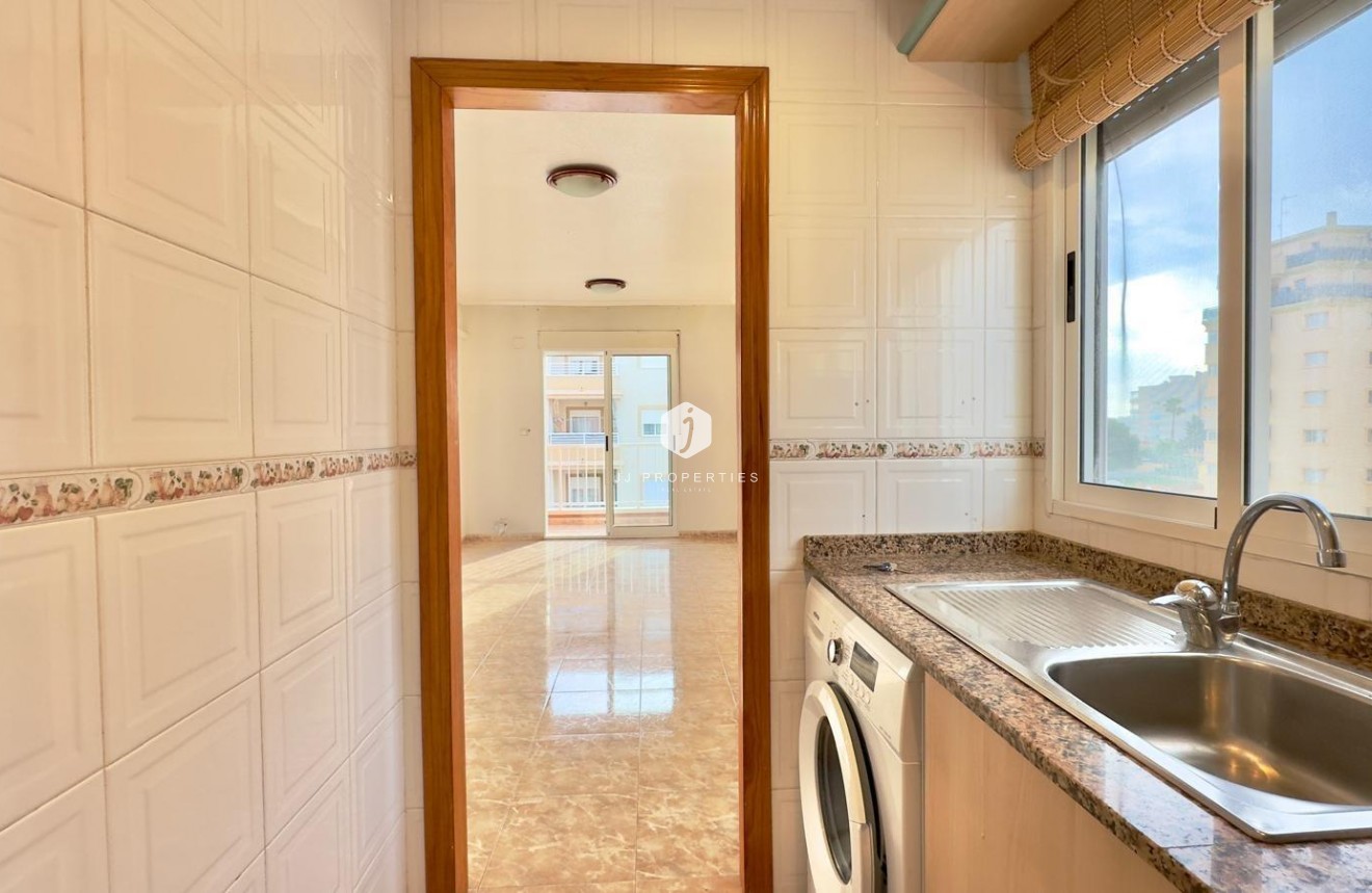 Aus zweiter Hand - Wohnung -
Torrevieja - Playa del Cura