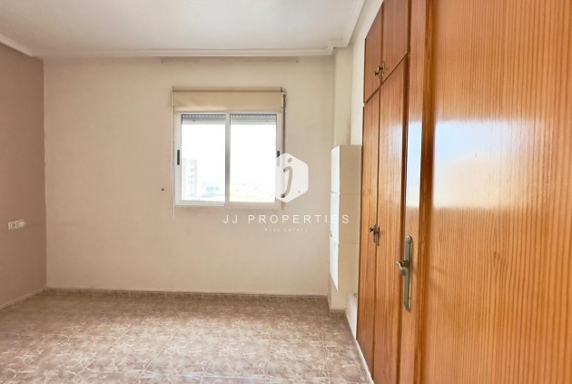 Aus zweiter Hand - Wohnung -
Torrevieja - Playa del Cura