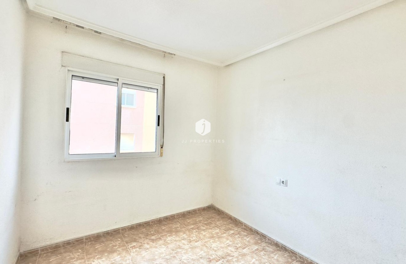 Aus zweiter Hand - Wohnung -
Torrevieja - Playa del Cura